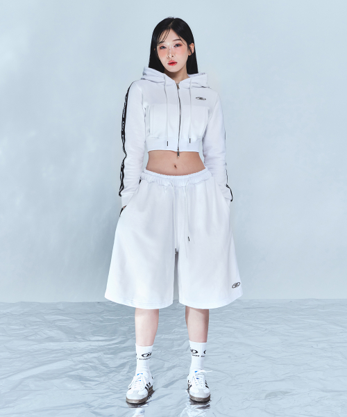 CHROME B чёрный LINE CROP ZIP-UP худи [белый]