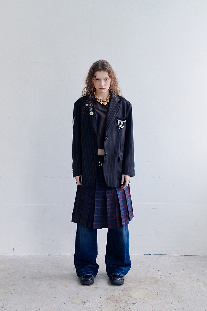 deresデレスcoat like a jacket ネイビー Comme des Garçons Black Striped Jacket in Gray | SVD