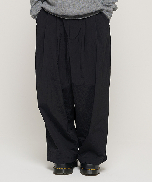 Широкие нейлоновые брюки на резинке (Black)