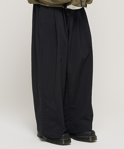 Широкие нейлоновые брюки на резинке (Black)
