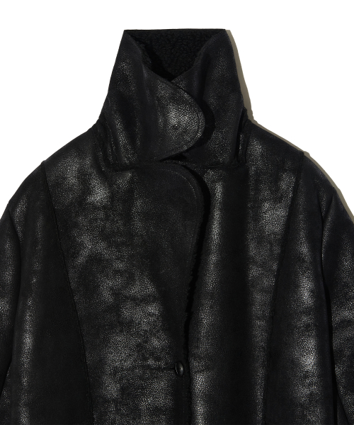CRACK FAUX LEATHER SHEARING MUSTANG COAT (чёрный)