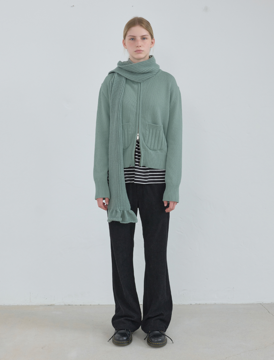 MUSINSA | ENZO BLUES Ruffle Muffler (Mint) MUSINSA | ENZO BLUES Ruffle Muffler (Mint)