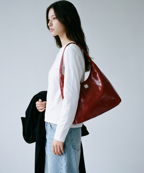 Large Wax Leather Shoulder Bag -  RED