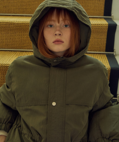 W/Airy Comfort худи пуховая куртка KHAKI
