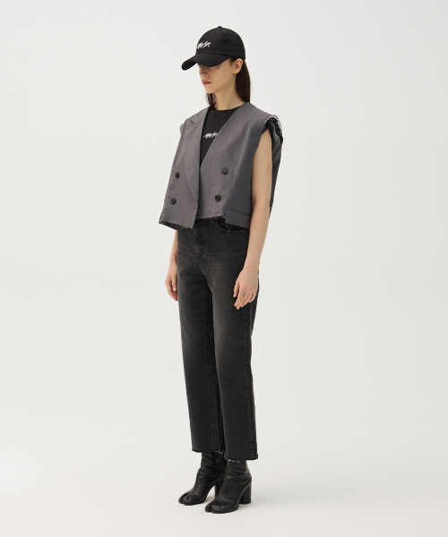 Origami signature cropped vest