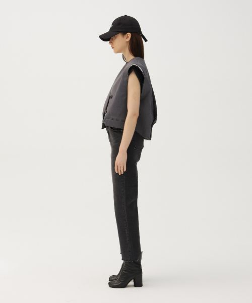 Origami signature cropped vest
