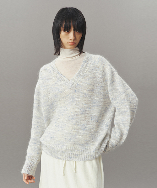 MOHAIR V-NECK SWEATER_BLUE