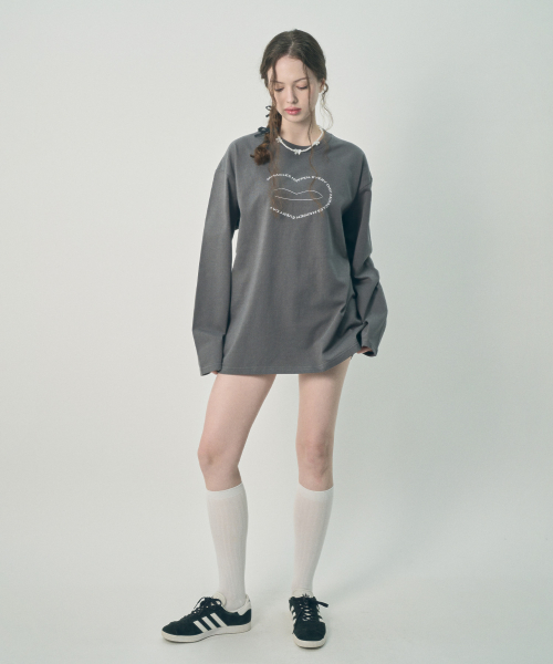 [UNISEX] Lettering Symbol Oversized Long Sleeve Charcoal