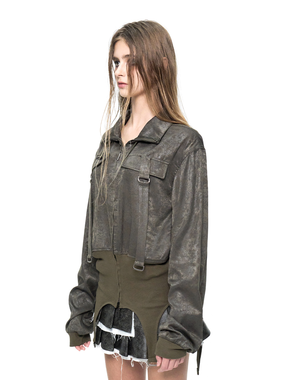 GLOSSY BELT HIGH NECK ZIP-UP KHAKI 상세 이미지 4