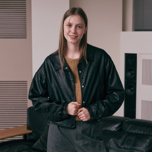 AR_Sleeve pleated leather jacket