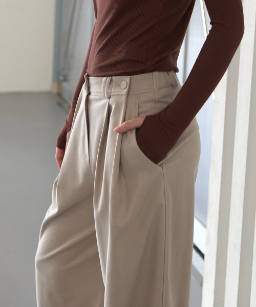 Wool Blend Side Button Pintuck Elastic Pants Beige