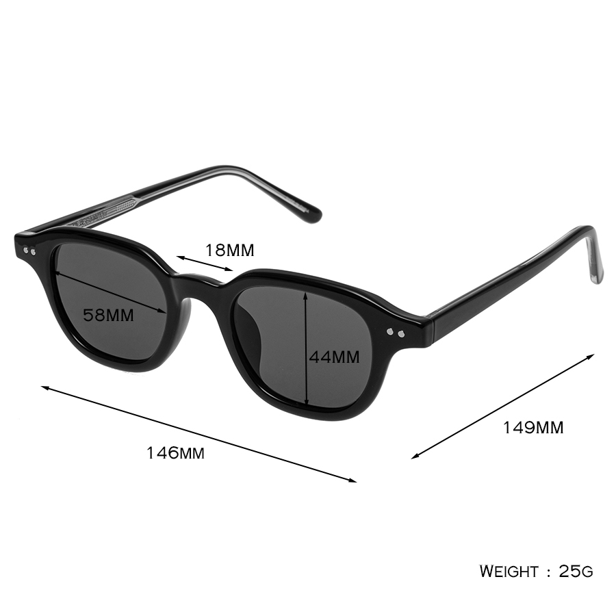 サングラス ^ONE BRILLIANT^ KhloeOB499Black Khloe-OB499-Black WornOnTV: Khloe's black square sunglasses on The Kardashians