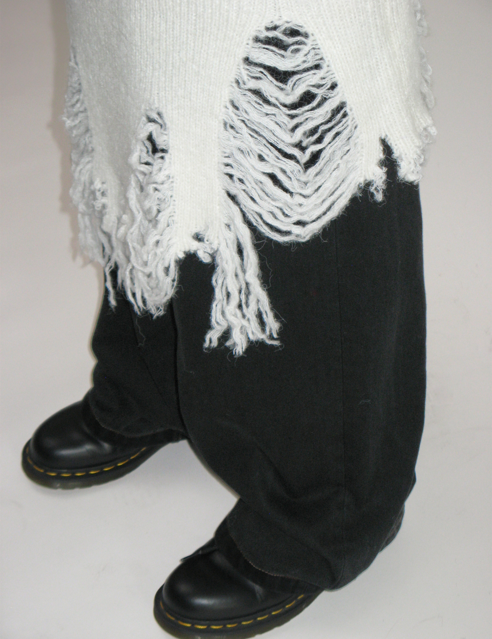 sunburnproject::スカート:S[RESALE] MUSINSA | SUNBURNPROJECT Damaged Knit Skirt (WHITE)