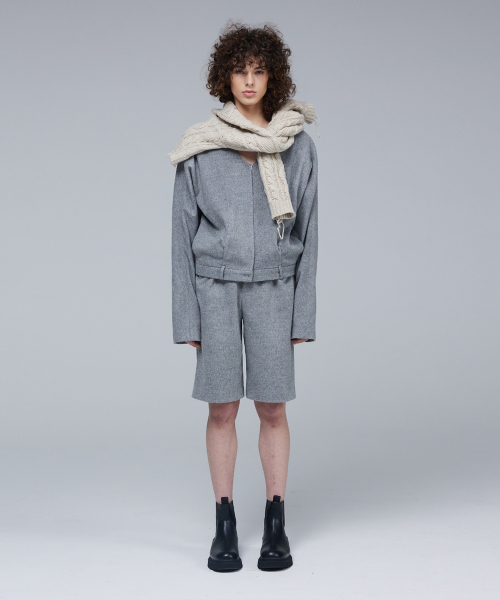 Wool pants detail zip-up