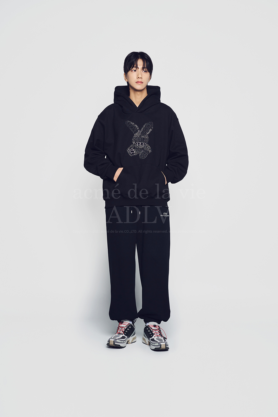 さらに100円引き◆ACME DE LA VIE◆LETTERING RABBIT HOODIE MUSINSA | acmé de la vie LETTERING RABBIT HOODIE