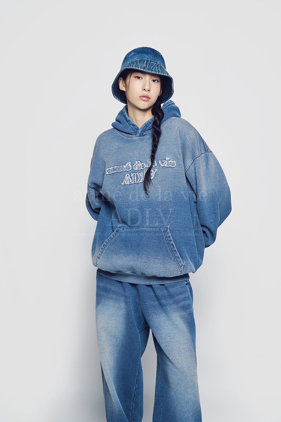 MUSINSA | acmé de la vie BASIC LOGO APPLIQUE BRUSH HOODIE