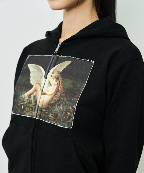 Графический Аппликация WOMAN На молнии Худи(BLACK)