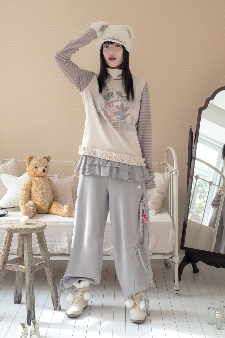 トップス hugyourskin Drawing frill pola top MUSINSA公式 | HUG YOUR SKIN Drawing Frill Polar Top (Grey