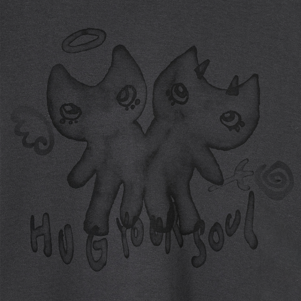 MUSINSA | HUG YOUR SKIN Drawing frill pola top (Charcoal Black)
