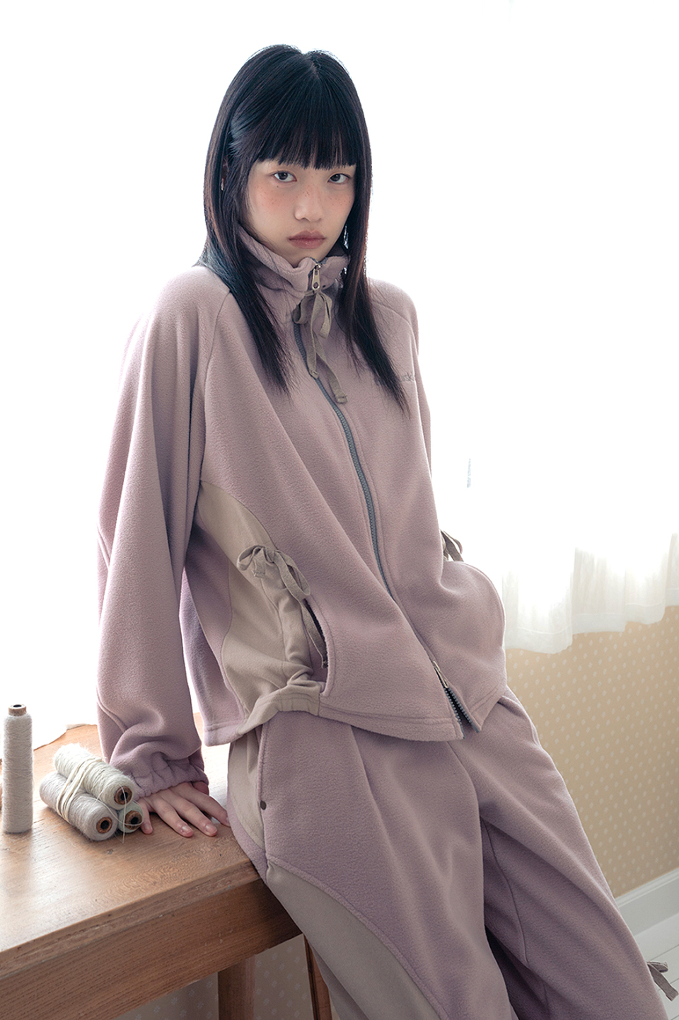 【HUG YOUR SKIN】Draw string fleece zip-up / 追跡付 MUSINSA公式 | HUG YOUR SKIN Drawstring Fleece Zip-Up (Pink)