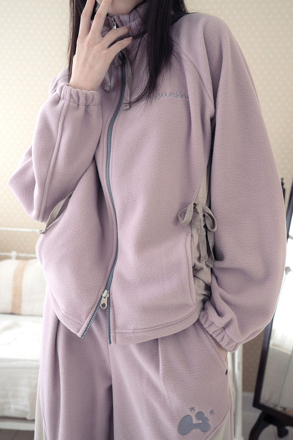 【HUG YOUR SKIN】Draw string fleece zip-up / 追跡付 MUSINSA公式 | HUG YOUR SKIN Drawstring Fleece Zip-Up (Pink)