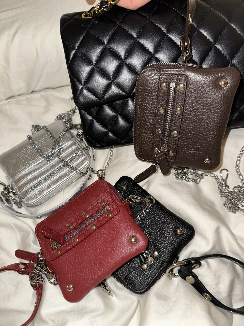 DEINET STUD CROSS CHAIN WALLET