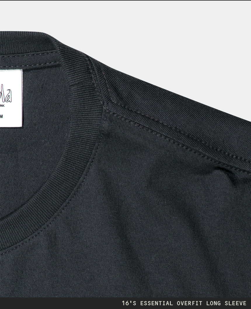 "봉제방법 Chain Shoulder Stitch 착용감이 편하고 견고한 체인스티치 봉제  Overfit 릴렉스한 착용감을 위해 오버핏으로 설계"