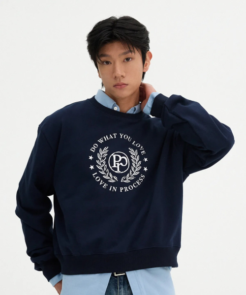 Classic Love Sweatshirt - Navy