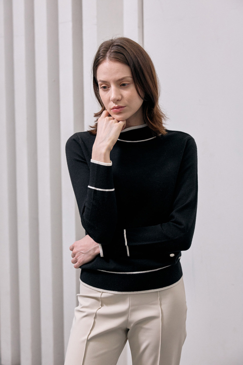 Стрейч-трикотаж с контрастной полоской и шерстью (Chic Black)