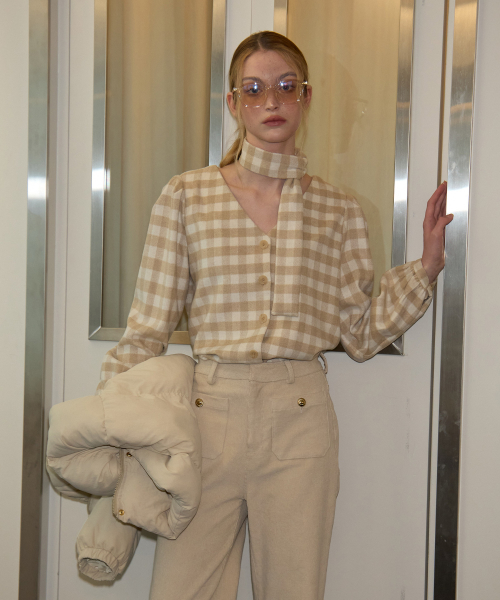 Button Point Coduroy брюки_ Ivory