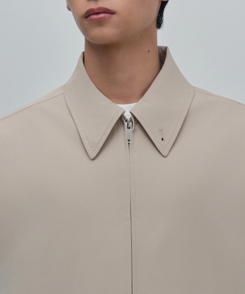 Легкий минималистичный жакет свободного кроя [light beige]