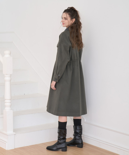 Длинное пальто из шерсти в клетку Khaki с контрастным воротником