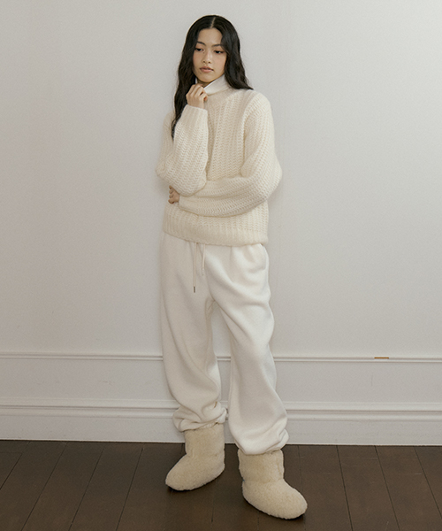 fleece jogger pants-ivory