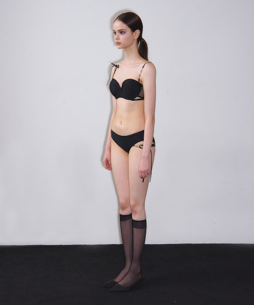 N CHAIN RIBBON ONE-SIDE LOW BIKINI PANTY (чёрный)
