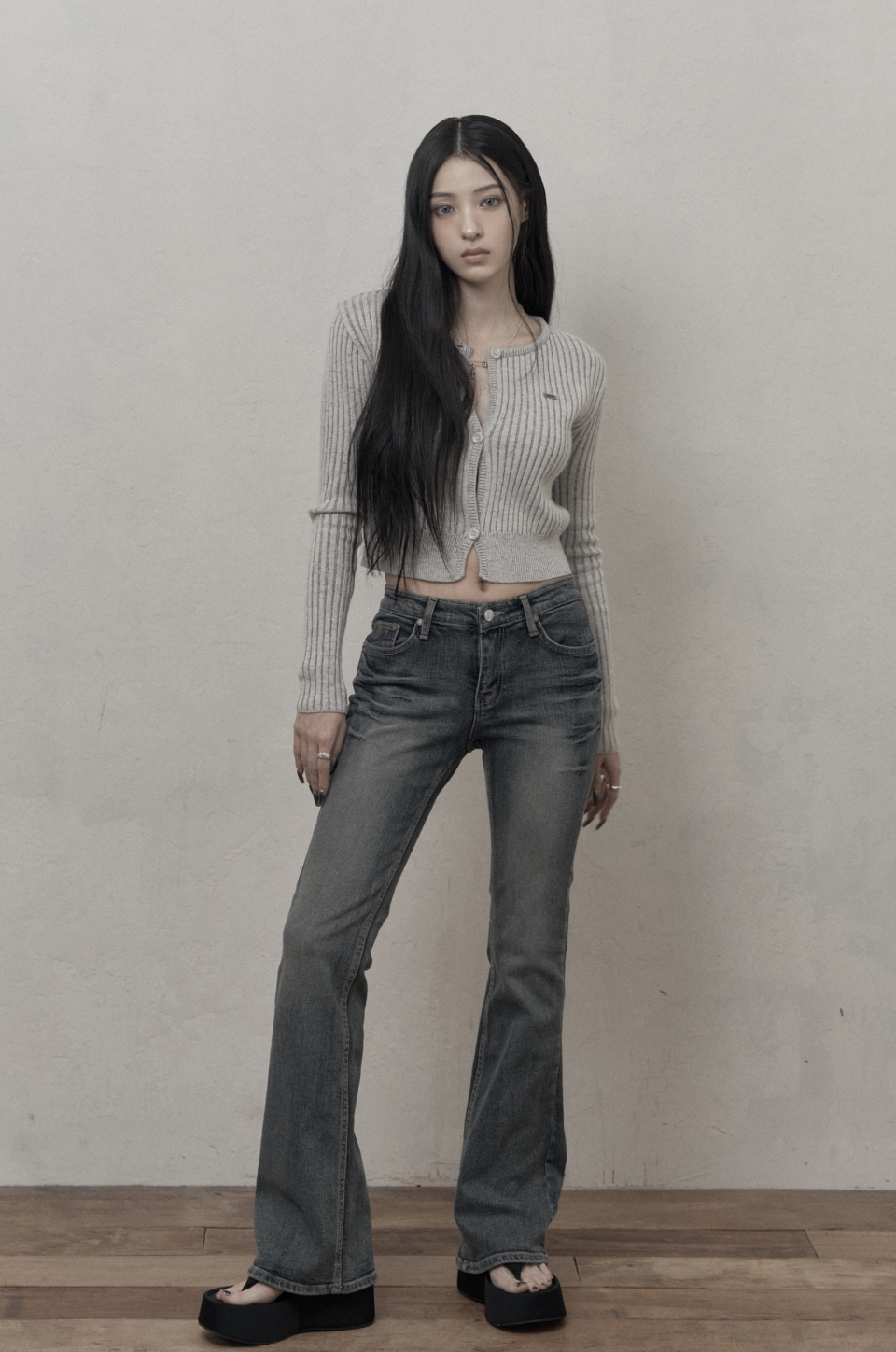 デニム・ジーパン KHAKIPOINT Basic Bootcut Jeans (black) MUSINSA | KHAKIPOINT Basic Bootcut Jeans (black)