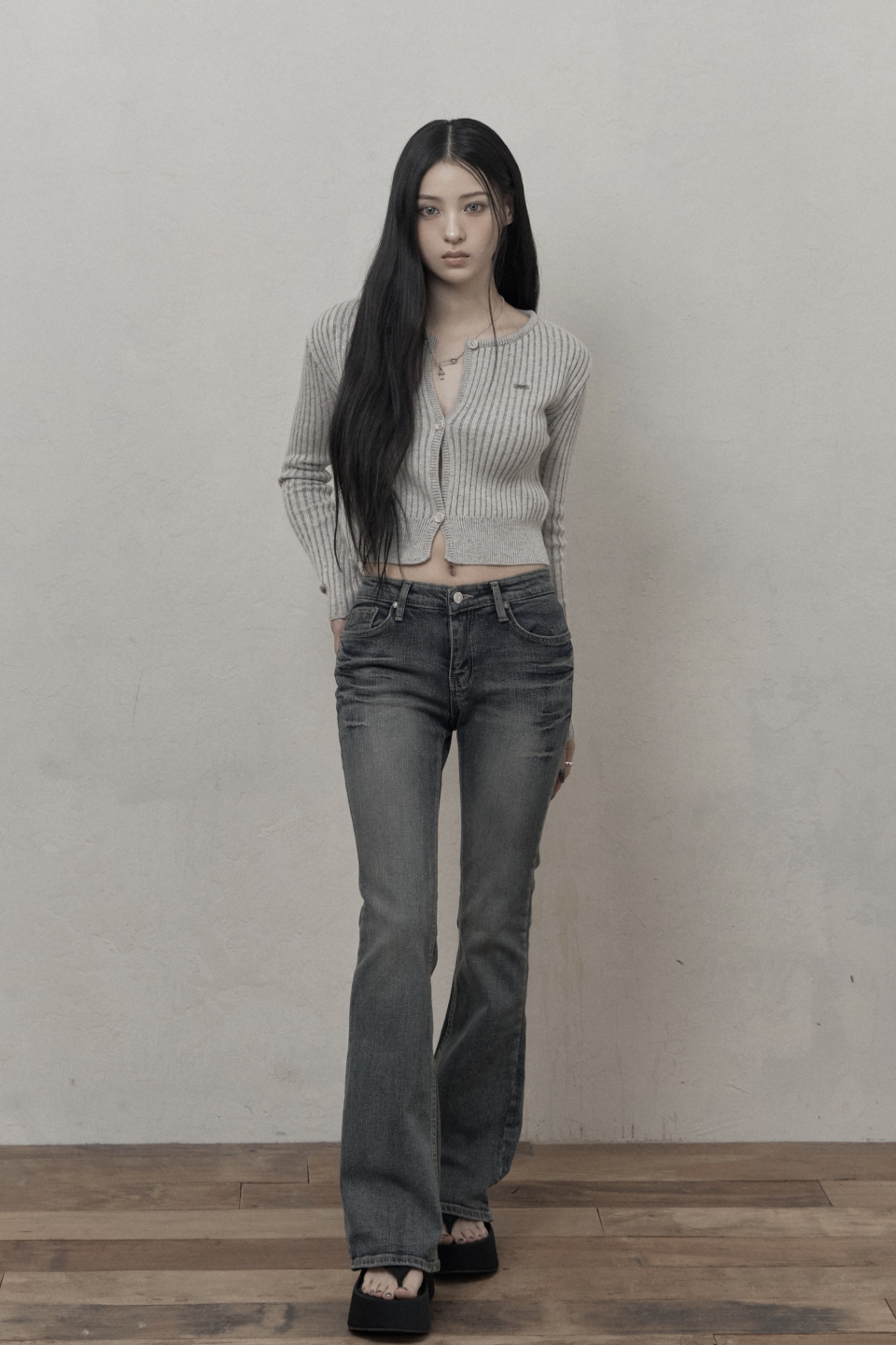 送料/関税込 ●KHAKIPOINT● Basic Bootcut Jeans KHAKIPOINT □ Basic Bootcut Jeans デニム