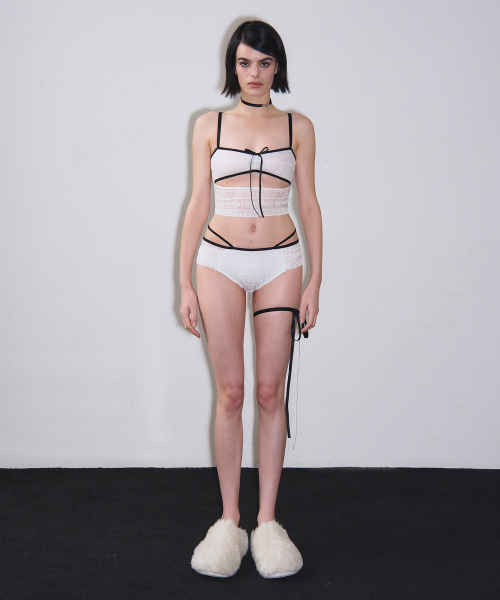 Кружевные трусики со шнурком и разрезом (White)