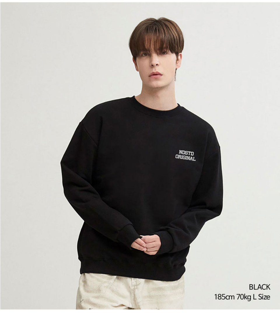 블랙색상 NDST 전사 프린팅 맨투맨 사진