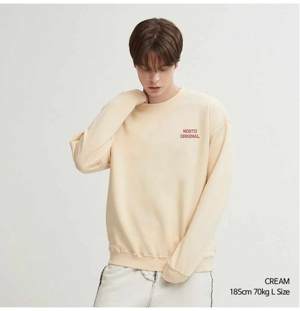 크림색상 NDST 전사 프린팅 맨투맨 사진