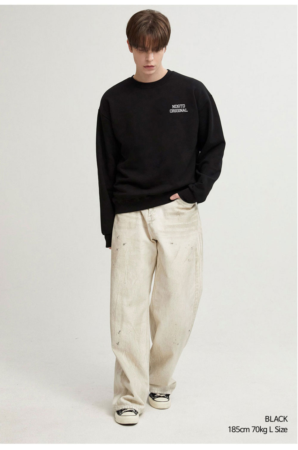 블랙색상 NDST 전사 프린팅 맨투맨 사진