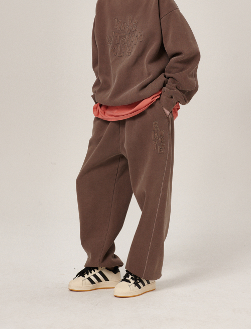 Hava Patchwork Pigment Sweatpants Brown