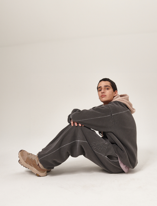 Hava Patchwork Pigment Sweatpants Charcoal