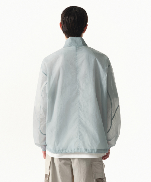 CITY LEISURE HIGHNECK SHEER WINDBREAKER JACKET [CLOUDY BLUE]
