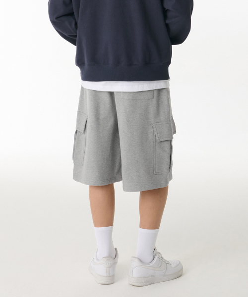 ONE TUCK CARGO BERMUDA SWEAT PANTS [MEDIUM GREY]