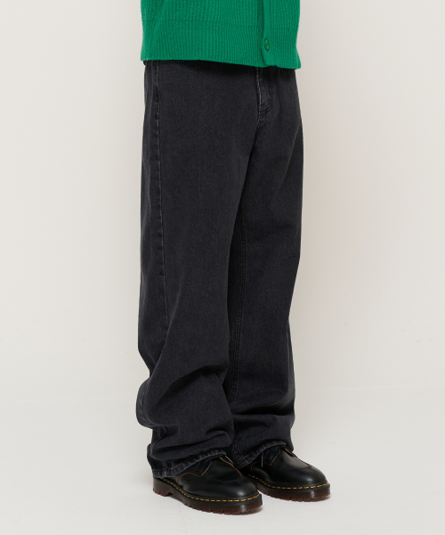 Базовые джинсы semi-wide fit (Black denim)