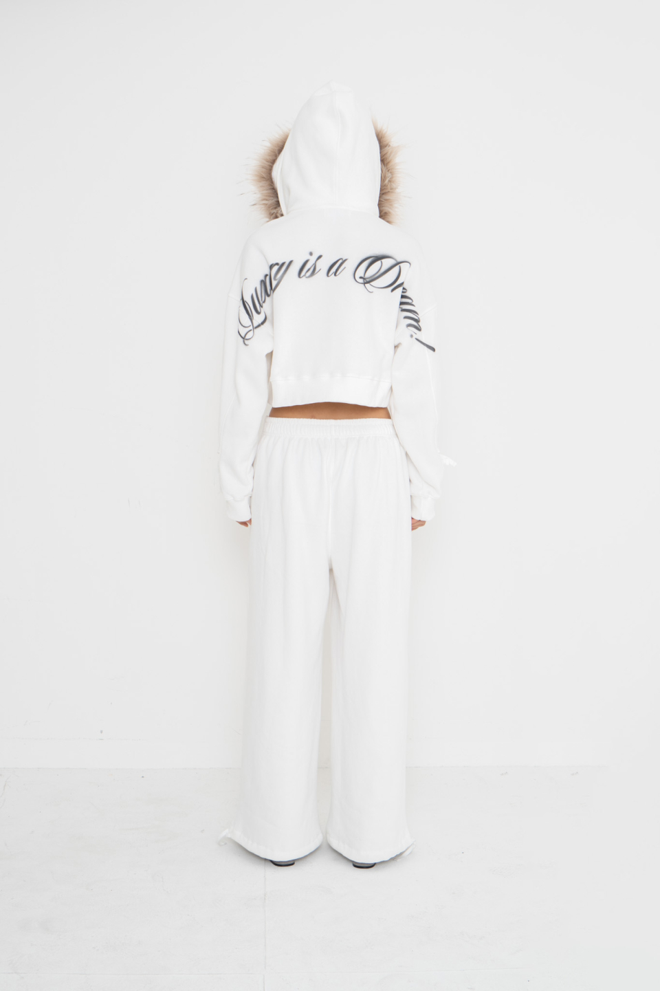 ◆2000Archives◆ BELTED SWEATPANTS IVORY 2A24HWPT01IVOS MUSINSA | 2000ARCHIVES BELTED SWEATPANTS (IVORY)