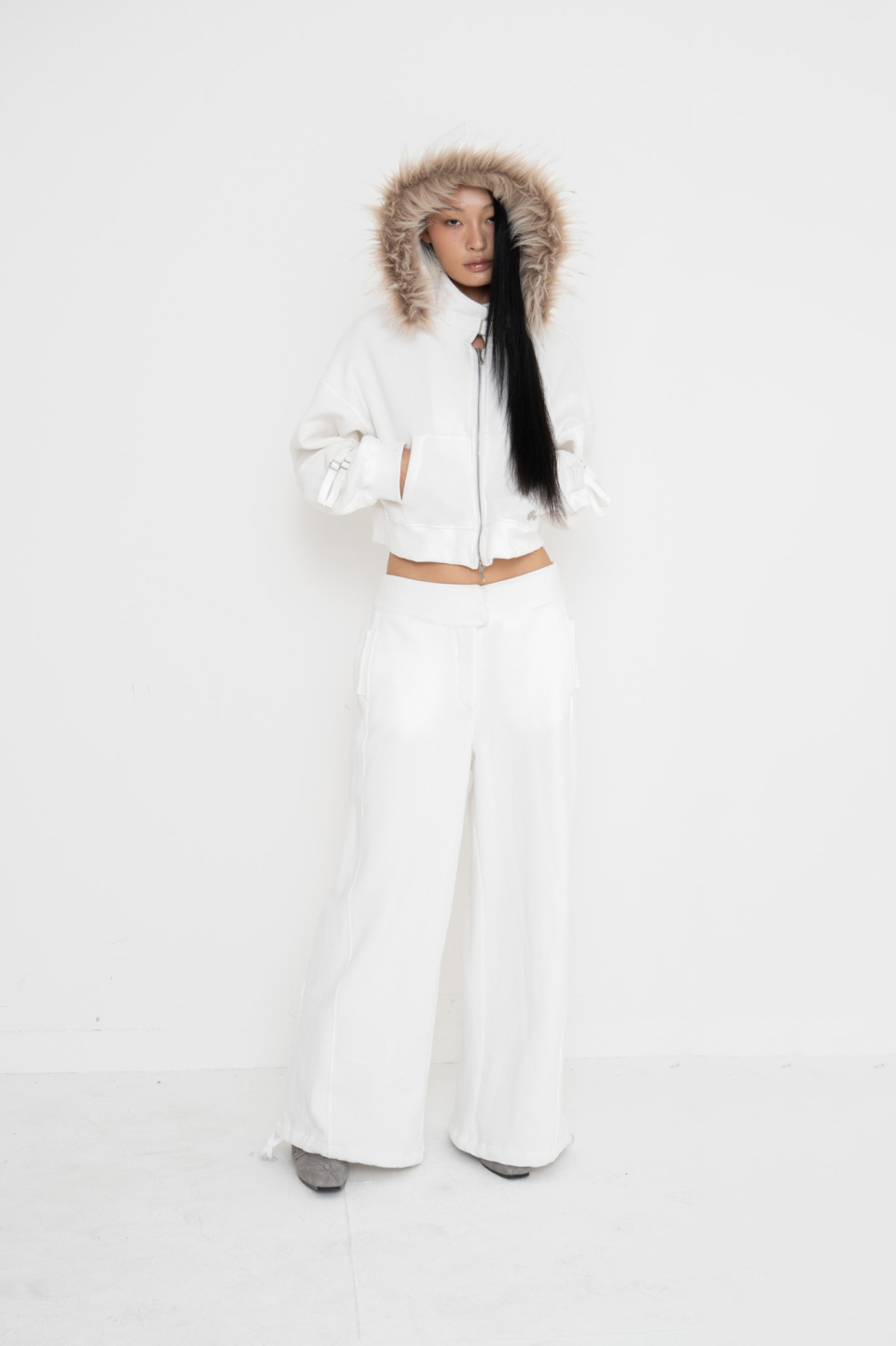 MUSINSA | 2000ARCHIVES LUXURY IS A DREAM HOODIE ZIP UP (IVORY)