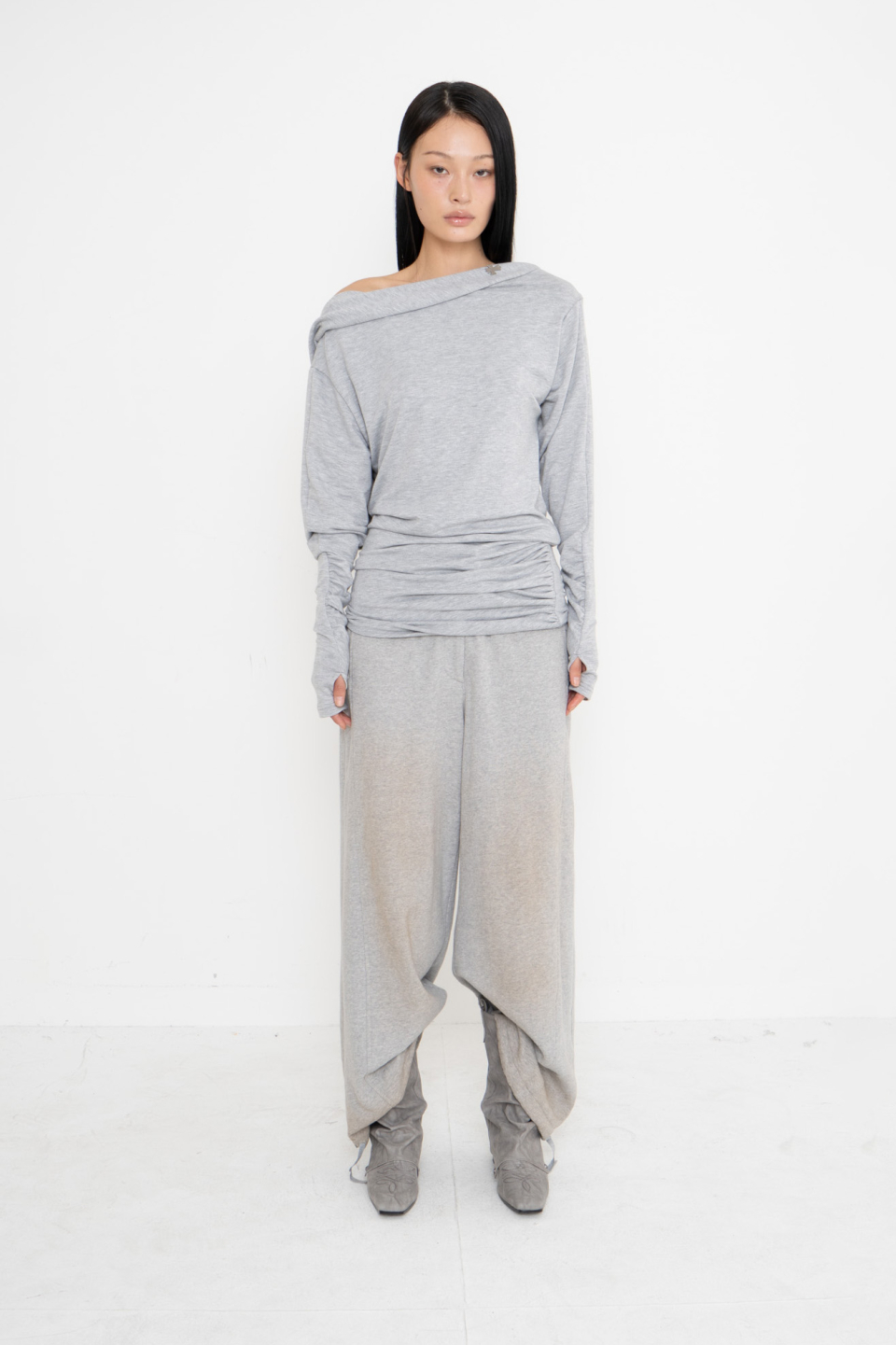 ワンピース 2000ARCHIVES KENDALL DRAPE DRESS 4BMM061 MUSINSA | 2000ARCHIVES KENDALL DRAPE DRESS (MELANGE GREY)