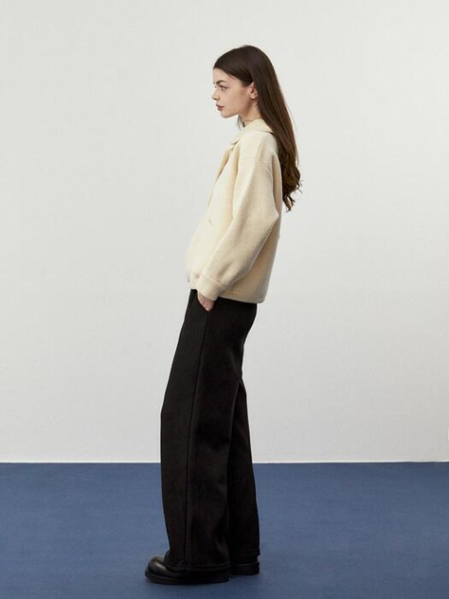 Knitted Collar Cropped Jacket (IVORY)