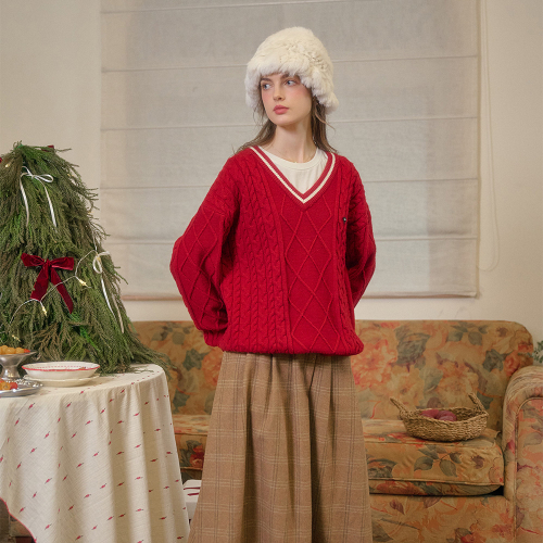 SR_V-neck cable красный трикотаж sweater